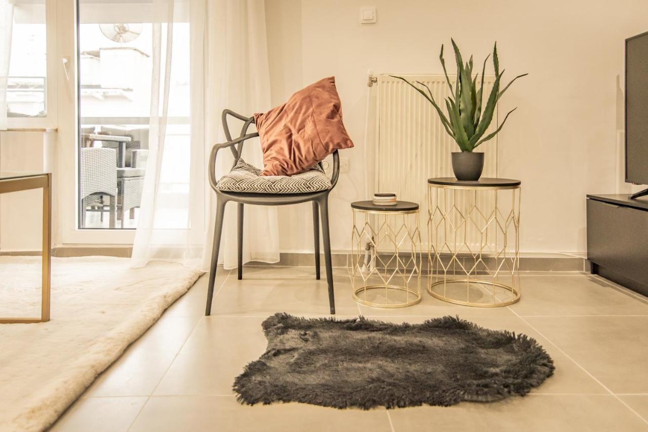 Apollo'S Apartment On Radio City Midas Home Thessaloníki Eksteriør bilde