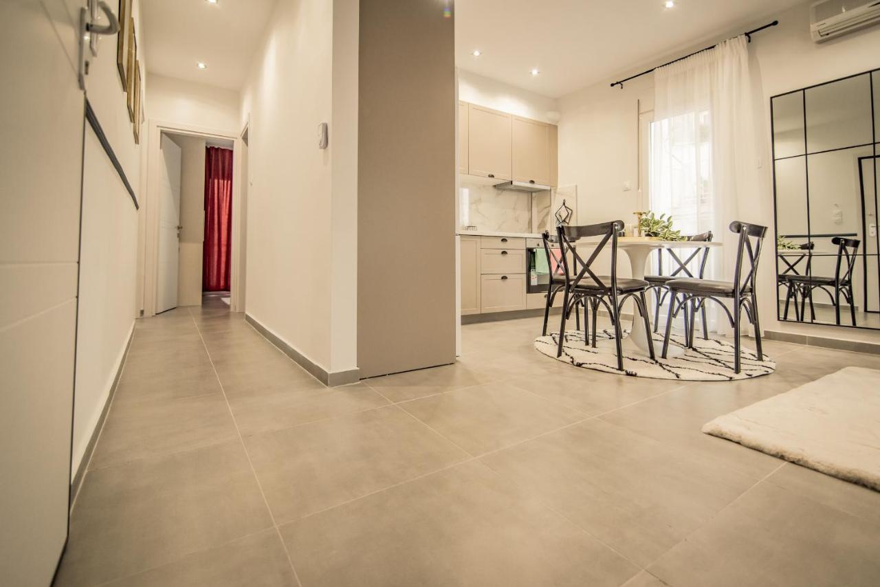 Apollo'S Apartment On Radio City Midas Home Thessaloníki Eksteriør bilde